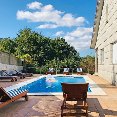 Villa Gondomar Βίλα